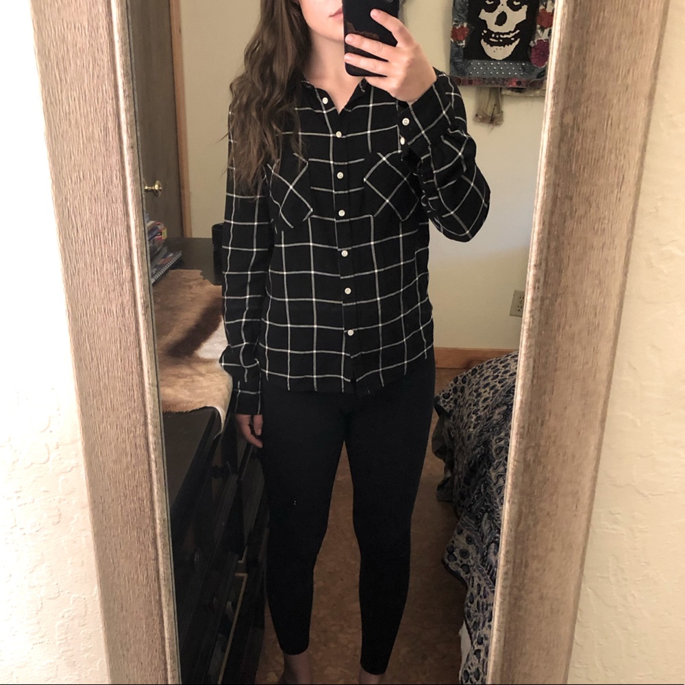 Grid Plaid Button-down Shirt